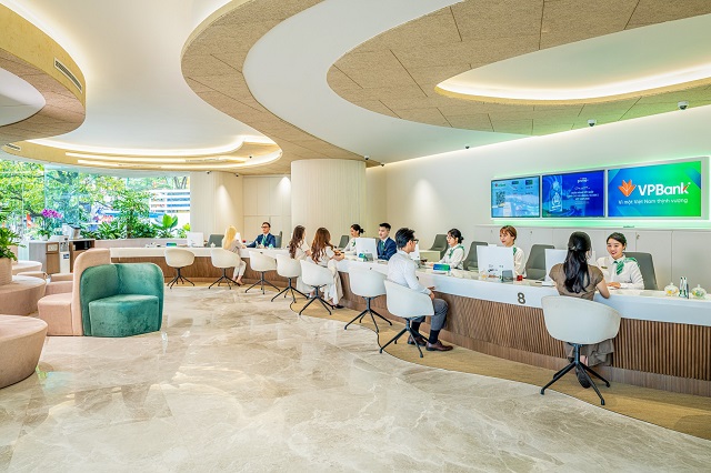 Lợi nhuận quý 1 của VPBank tăng trưởng 58% nhờ lợi thế hệ sinh thái tài chính đa dạng